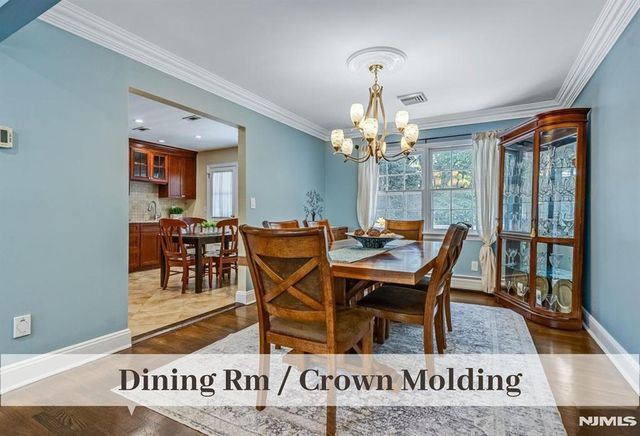 11 Stone Ridge Lane, Ho-ho-kus, NJ 07423
