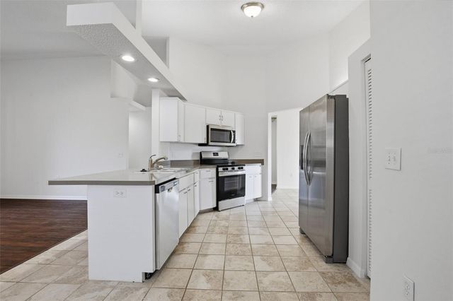 8050 CHADWICK DRIVE, New Port Richey, FL 34654