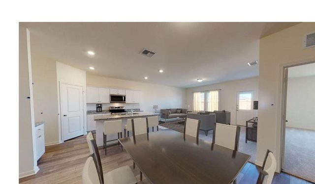 501 Stonebrook DR, Hutto, TX 78634