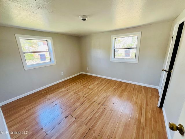3010 Martin Street, Pascagoula, MS 39581