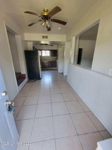 3010 Martin Street, Pascagoula, MS 39581