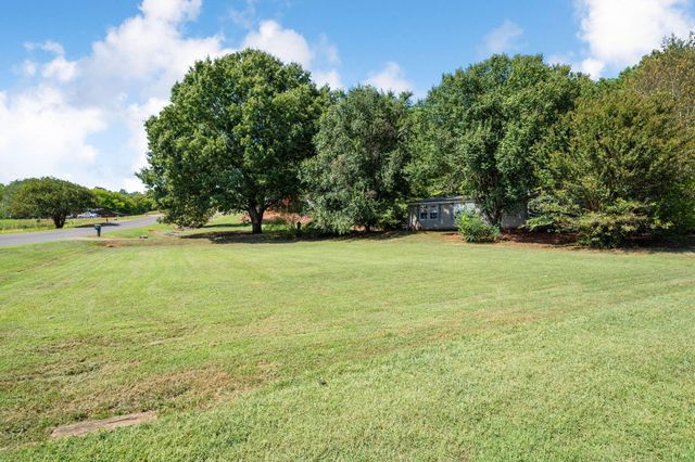 512 Jefferson Trace, Dalton, GA 30721