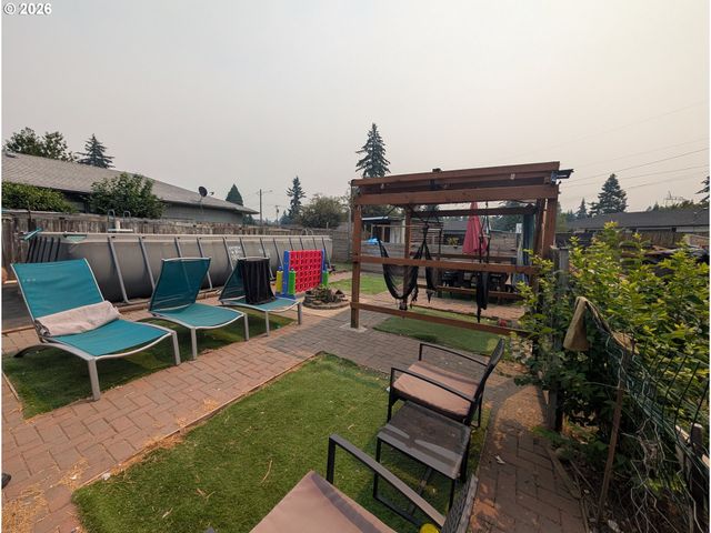 2203 SHERIDAN Dr, Vancouver, WA 98661