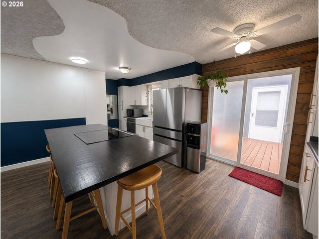 2203 SHERIDAN Dr, Vancouver, WA 98661