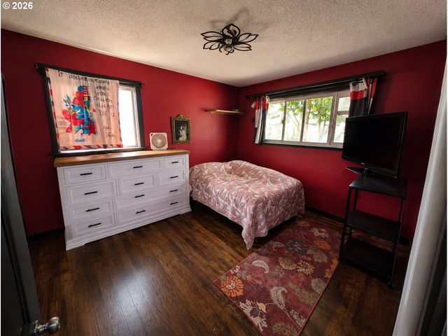 2203 SHERIDAN Dr, Vancouver, WA 98661