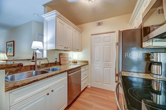 897 Fording Island Rd Apt 809, Bluffton, SC 29910