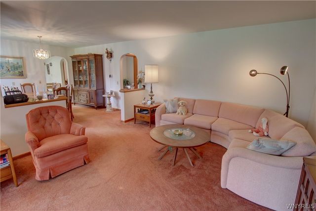 500 Ostrander Road, Elma, NY 14052