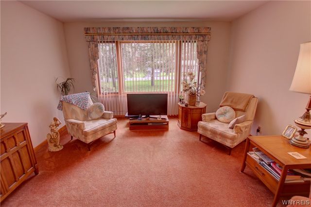 500 Ostrander Road, Elma, NY 14052
