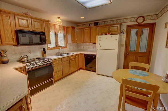 500 Ostrander Road, Elma, NY 14052