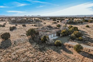 33 Moya Loop, Santa Fe, NM 87508