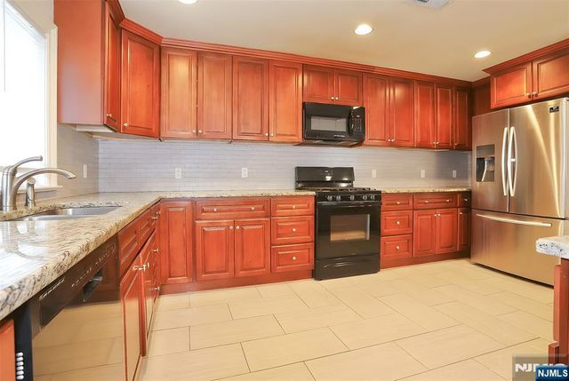 20 Franklin Avenue, Wallington, NJ 07057