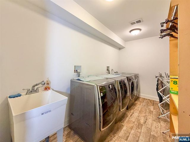 20 Franklin Avenue, Wallington, NJ 07057