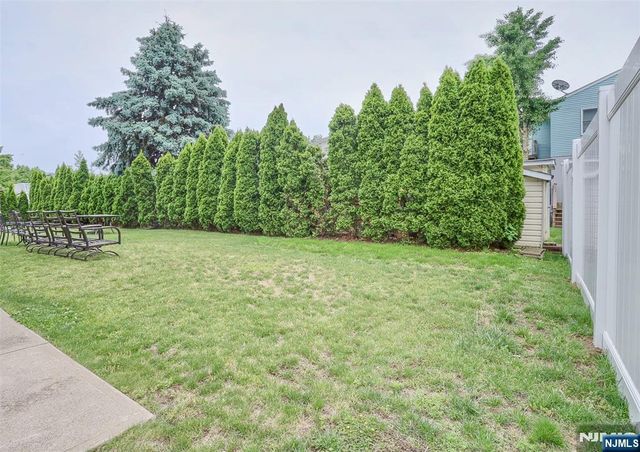 20 Franklin Avenue, Wallington, NJ 07057