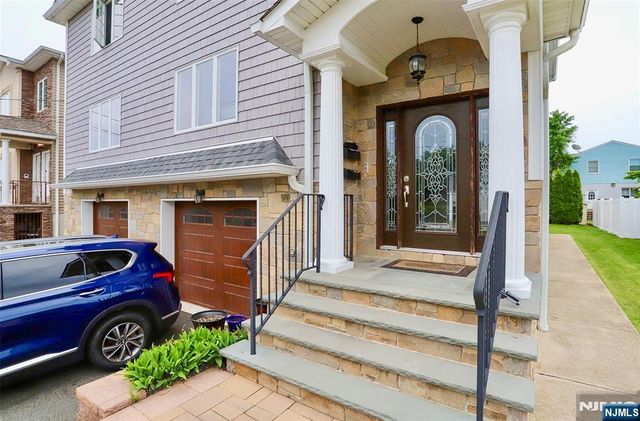 20 Franklin Avenue, Wallington, NJ 07057