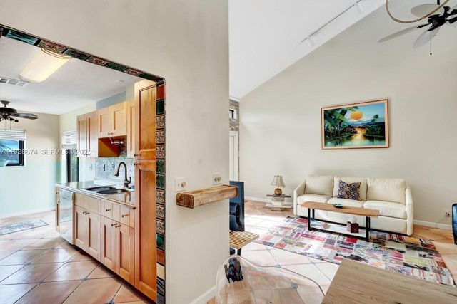 5170 Nesting Way B, Delray Beach, FL 33484