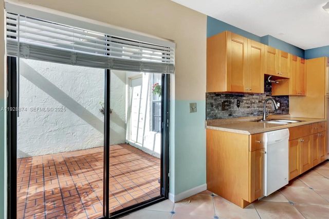 5170 Nesting Way B, Delray Beach, FL 33484