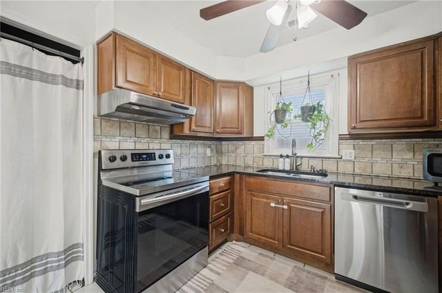 3801 Hazel CT, Virginia Beach, VA 23456
