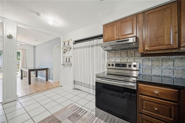3801 Hazel CT, Virginia Beach, VA 23456