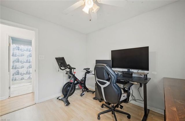 3801 Hazel CT, Virginia Beach, VA 23456