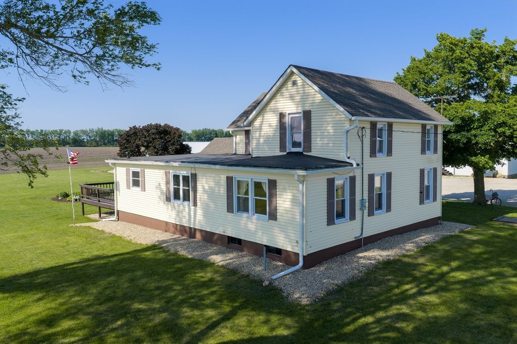 Image 1 of property listing at 18480 Illinois Hwy 78, Annawan, IL 61234