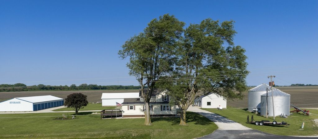Image 4 of property listing at 18480 Illinois Hwy 78, Annawan, IL 61234