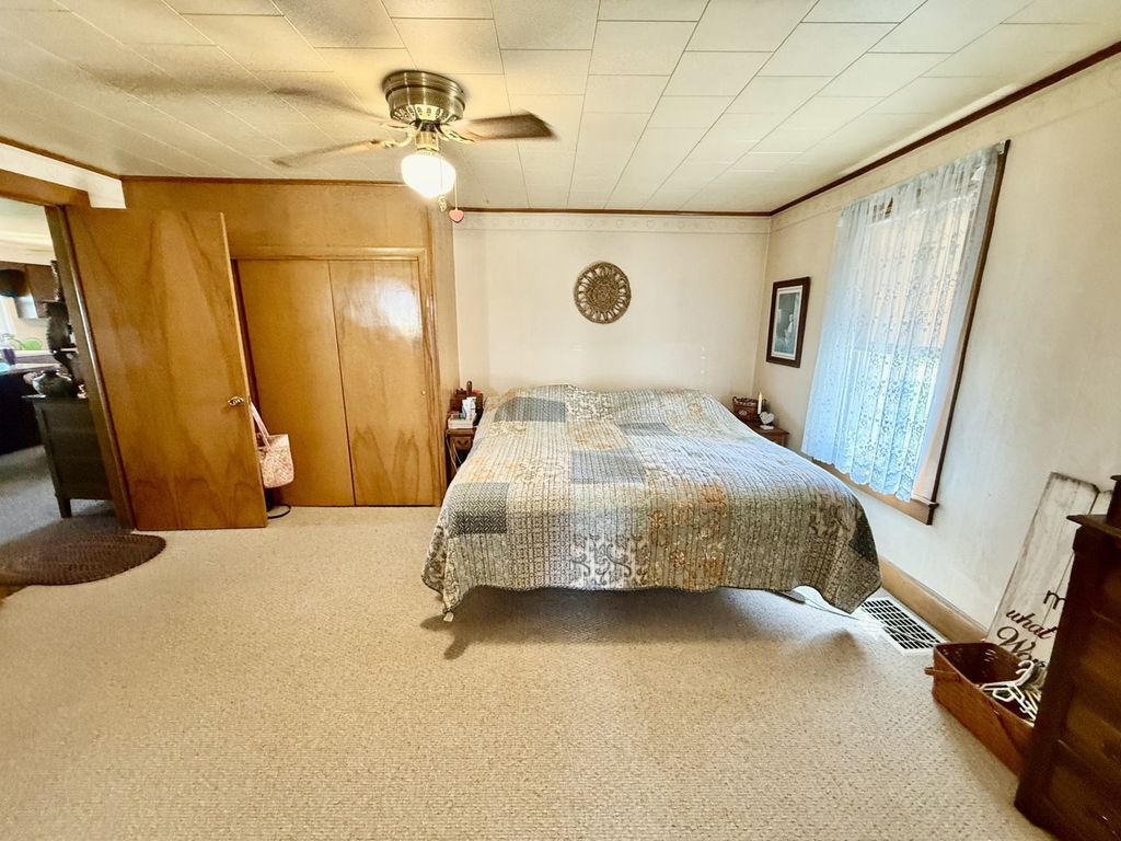 Image 39 of property listing at 18480 Illinois Hwy 78, Annawan, IL 61234