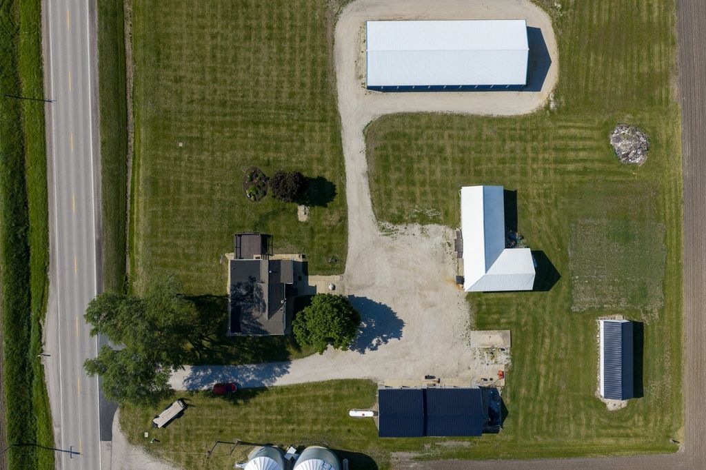 Image 7 of property listing at 18480 Illinois Hwy 78, Annawan, IL 61234