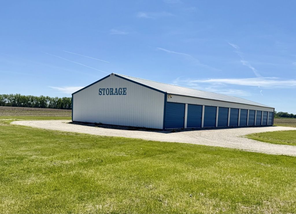 Image 10 of property listing at 18480 Illinois Hwy 78, Annawan, IL 61234