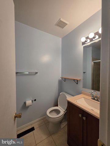 10 CASEY CT, Baltimore, MD 21228