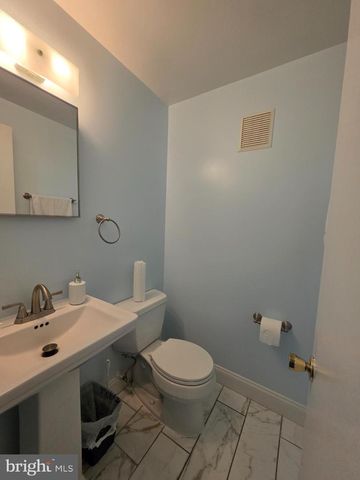 10 CASEY CT, Baltimore, MD 21228