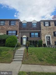 10 CASEY CT, Baltimore, MD 21228