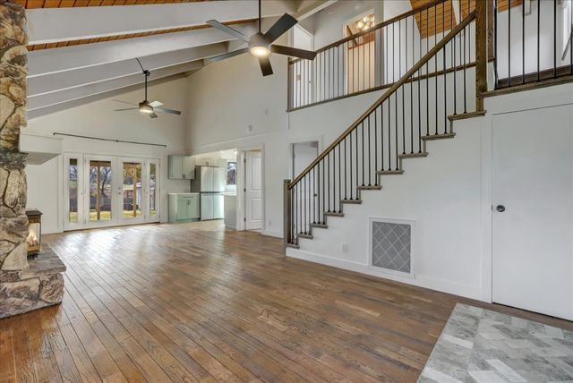 18263 Lake Forest Dr, Penn Valley, CA 95946