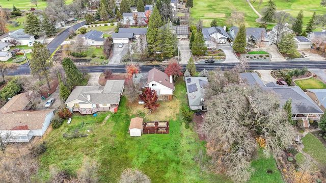 18263 Lake Forest Dr, Penn Valley, CA 95946