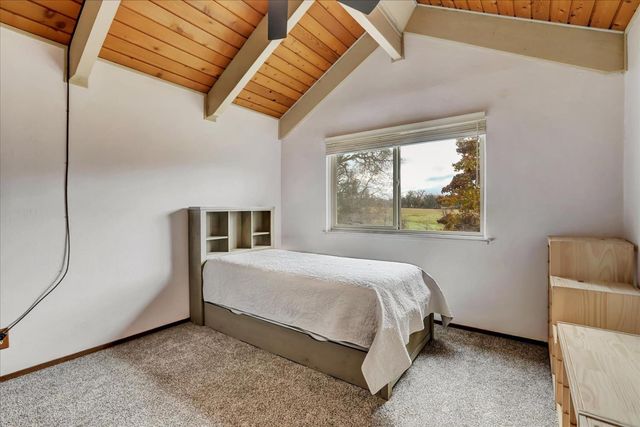 18263 Lake Forest Dr, Penn Valley, CA 95946