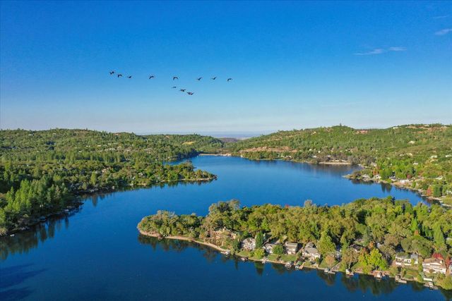 18263 Lake Forest Dr, Penn Valley, CA 95946