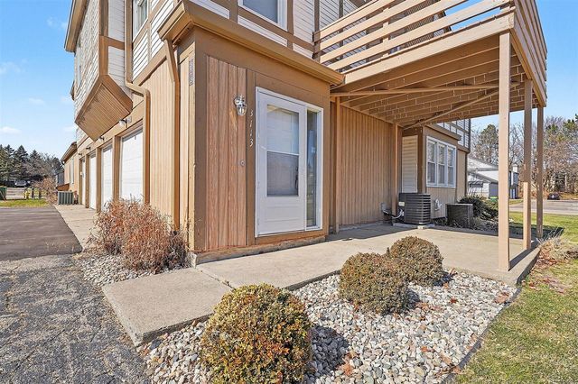 3113 Sturgeon Bay Avenue, Portage, MI 49024