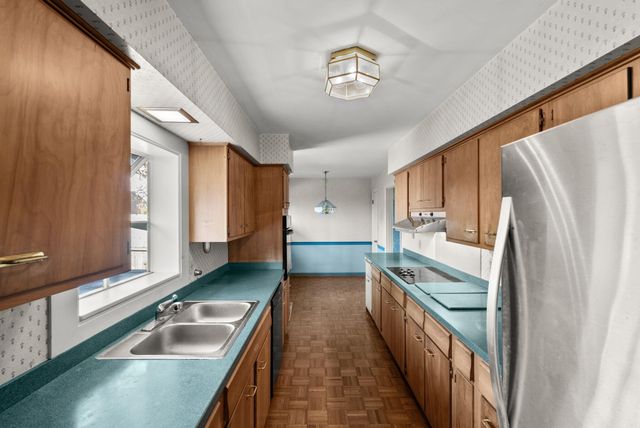 3401 Farmington Road, Lexington, KY 40502