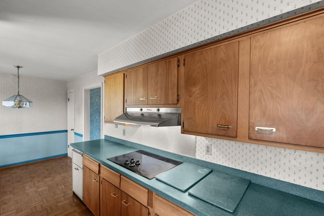 3401 Farmington Road, Lexington, KY 40502