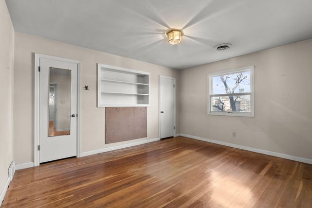 3401 Farmington Road, Lexington, KY 40502