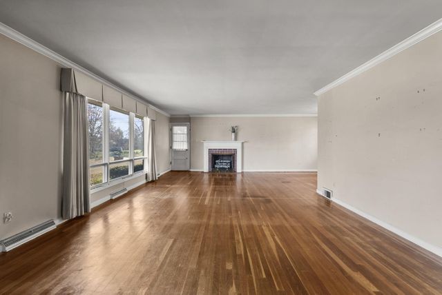 3401 Farmington Road, Lexington, KY 40502