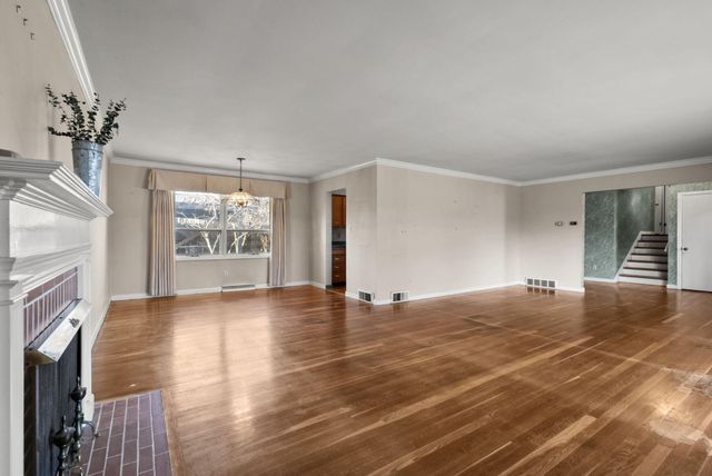 3401 Farmington Road, Lexington, KY 40502