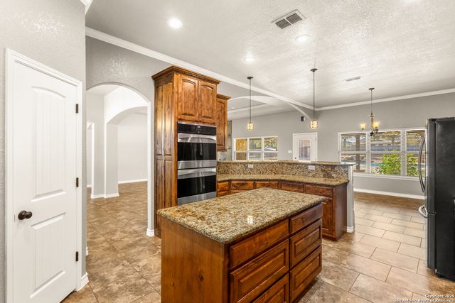 156 Vintage Ranch, La Vernia, TX 78121