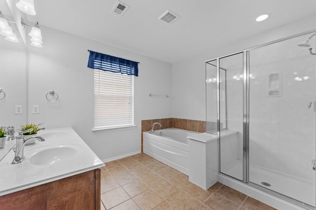 2744 Woodspring Acres Drive, Kingwood, TX 77345