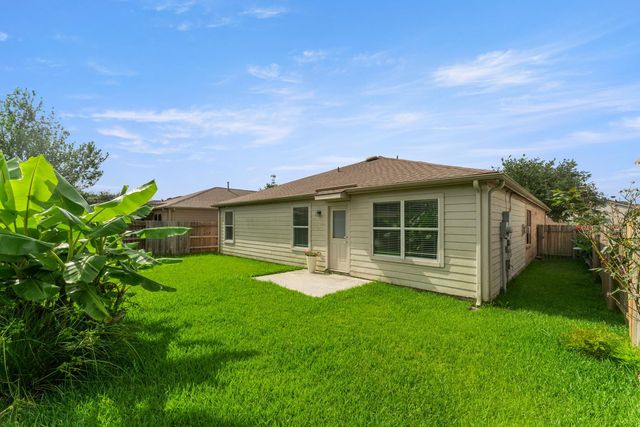 2744 Woodspring Acres Drive, Kingwood, TX 77345