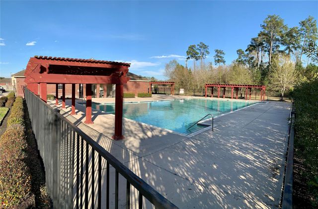 2744 Woodspring Acres Drive, Kingwood, TX 77345