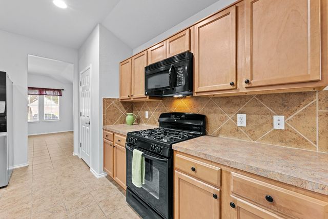 2744 Woodspring Acres Drive, Kingwood, TX 77345