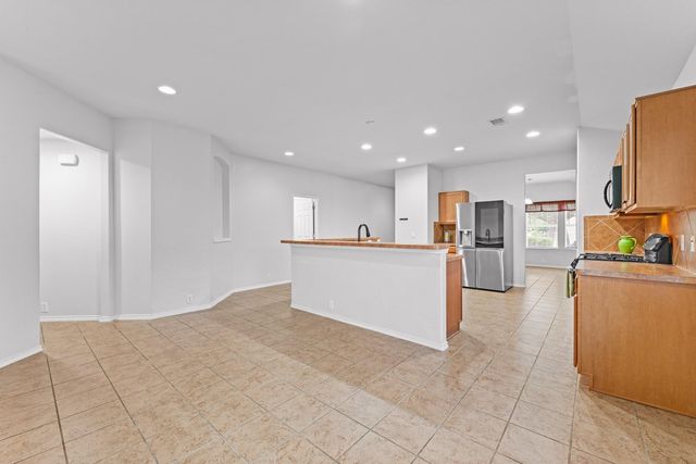 2744 Woodspring Acres Drive, Kingwood, TX 77345