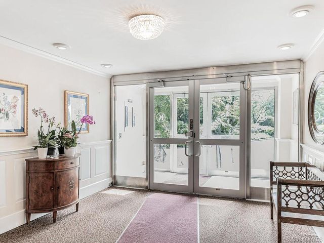 80 Knolls Crescent 6B, Bronx, NY 10463