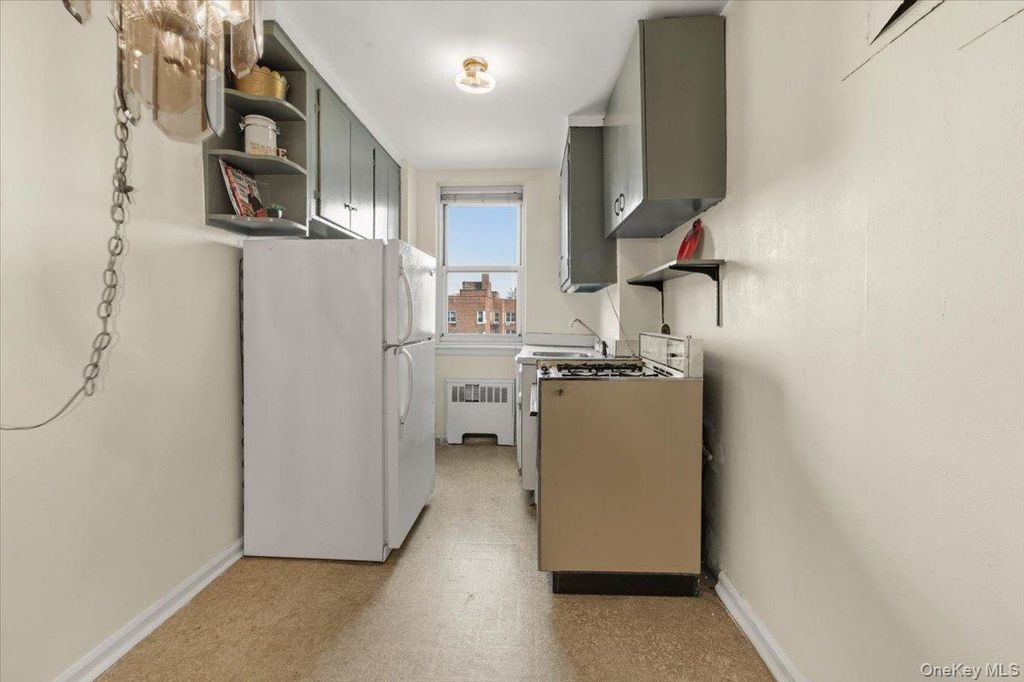 80 Knolls Crescent 6B, Bronx, NY 10463 — photo 5