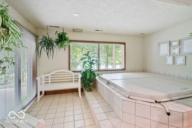 3264 Woodhaven Trail, Kokomo, IN 46902